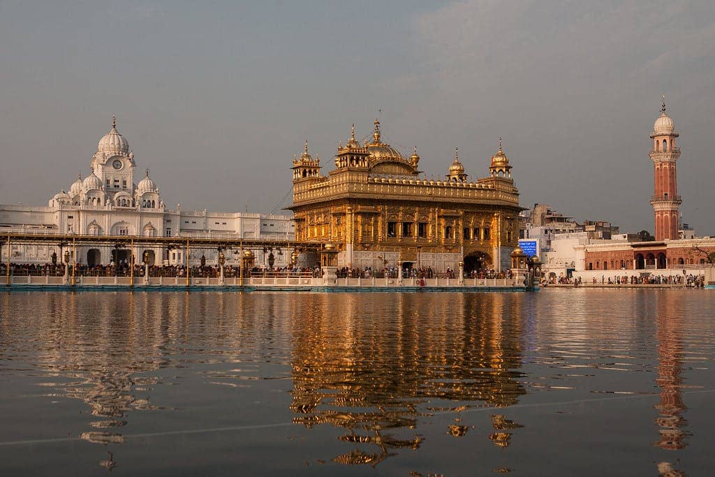 Visit the Golden Temple (Harmandir Sahib)